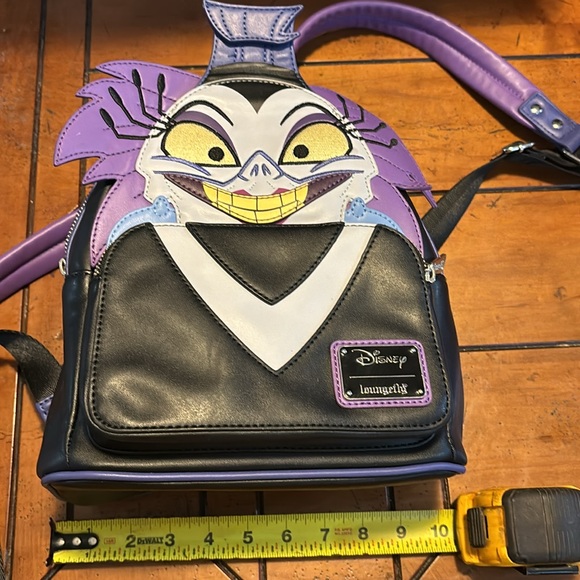 NWOT Emperors new groove YZMA loungefly backpack - Picture 4 of 5